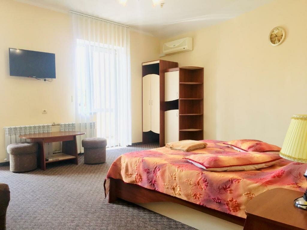 Гостиница Южная ночь Алушта-73