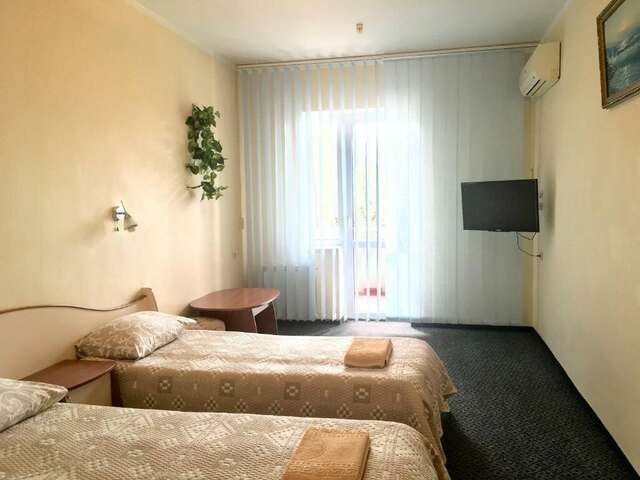 Гостиница Южная ночь Алушта-83