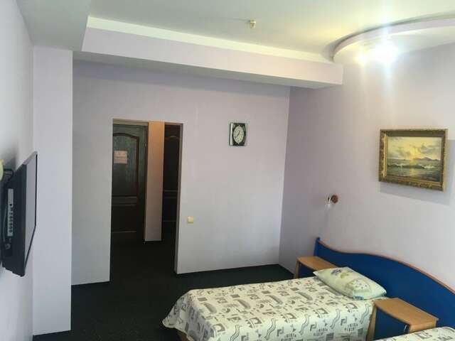 Гостиница Южная ночь Алушта-98