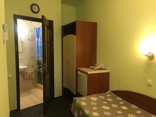 Гостиница Южная ночь Алушта-82